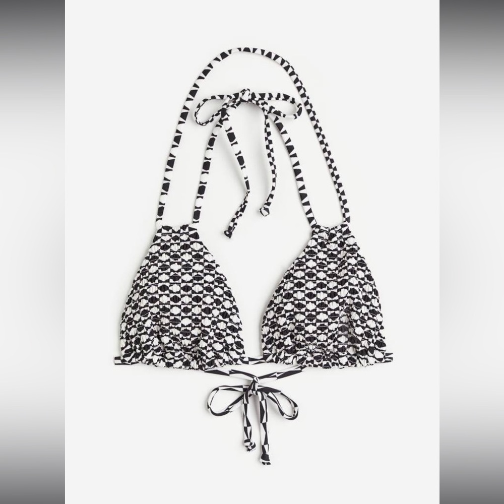 NWT H&M Black and White Pattered Bikini Top